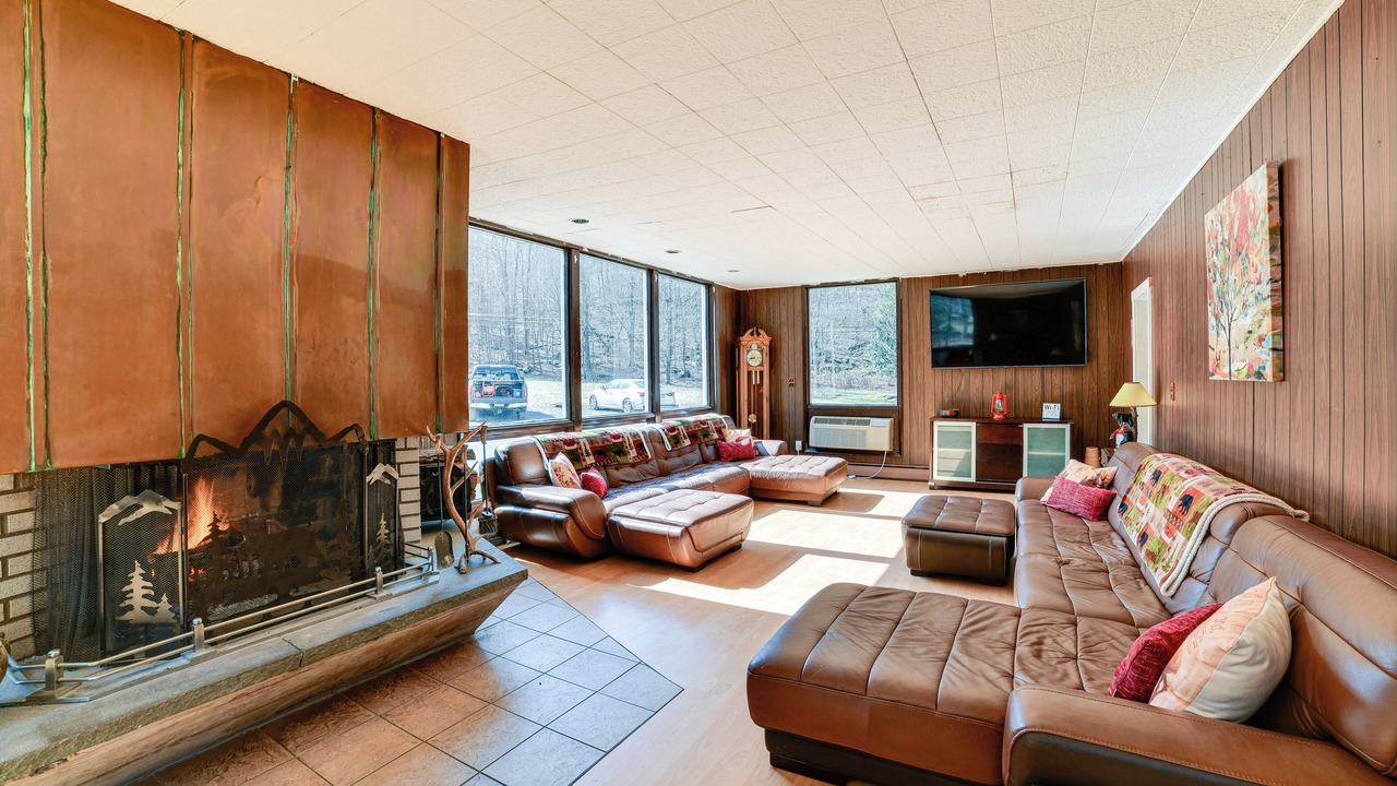 Photo of Livingroom in Shinhopple