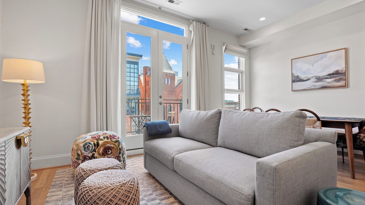 Photo of Livingroom in Shaw