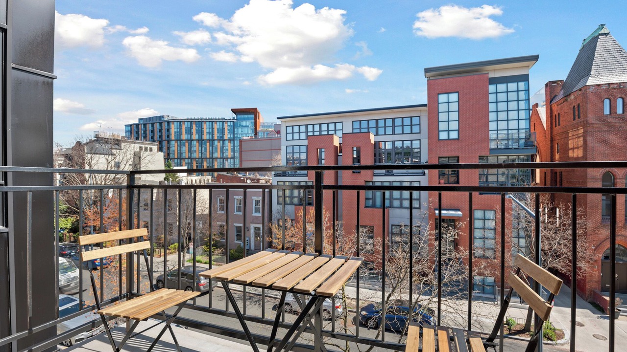 Photo of Outdoor in Shaw