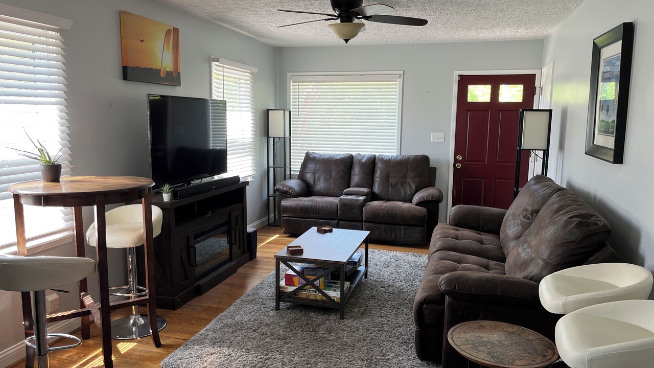 Photo of Livingroom in Middletown