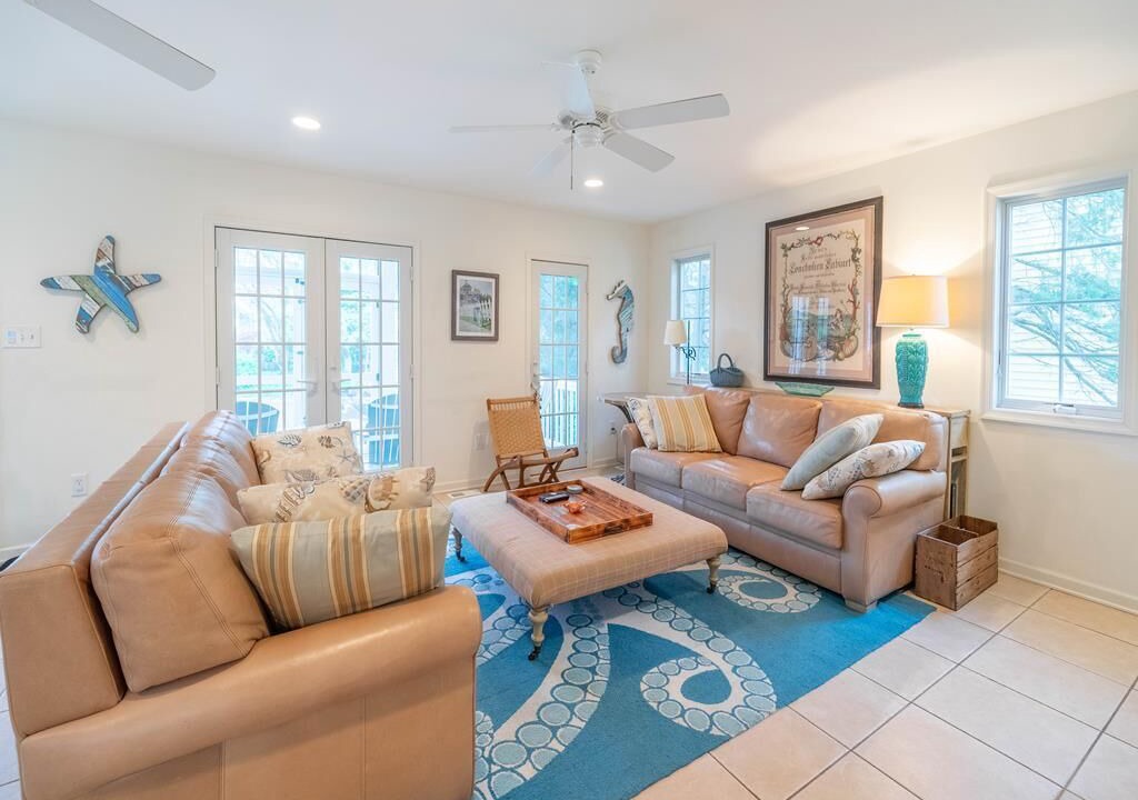 Photo of Livingroom in Cape May Point