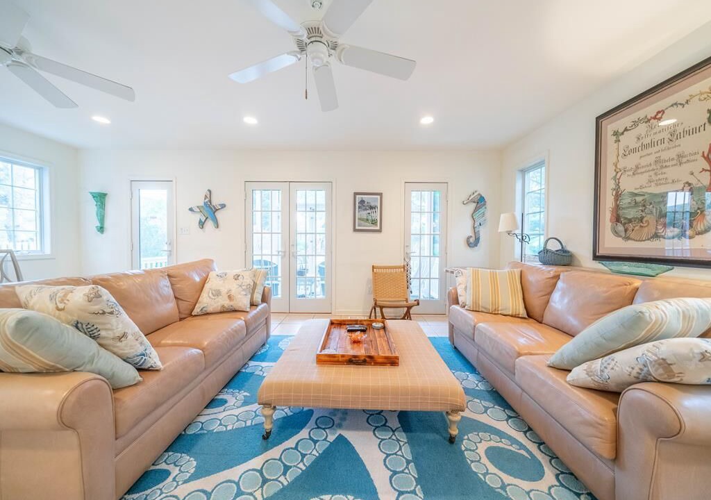 Photo of Livingroom in Cape May Point