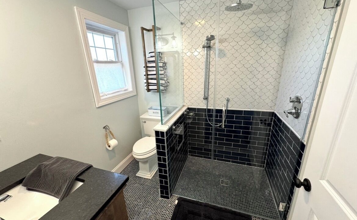 Photo of Bathroom in Brick