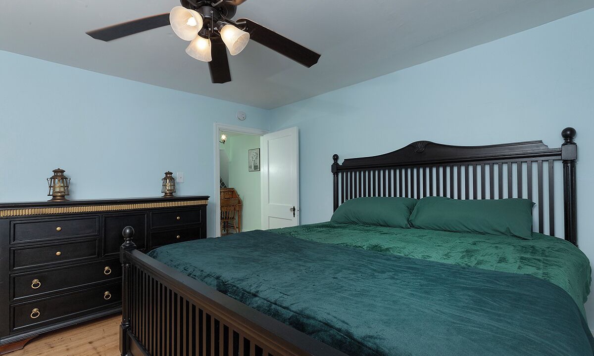 Photo of Bedroom in Wormleysburg