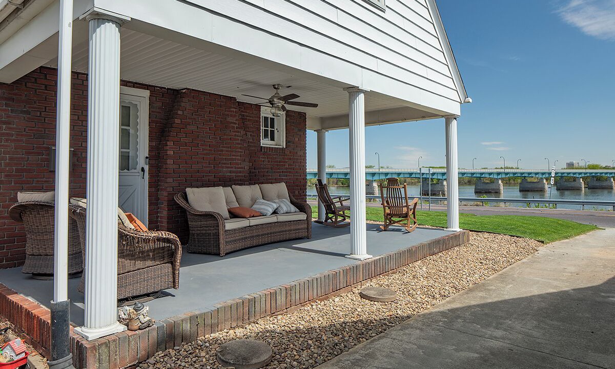 Photo of Patio Balcony in Wormleysburg