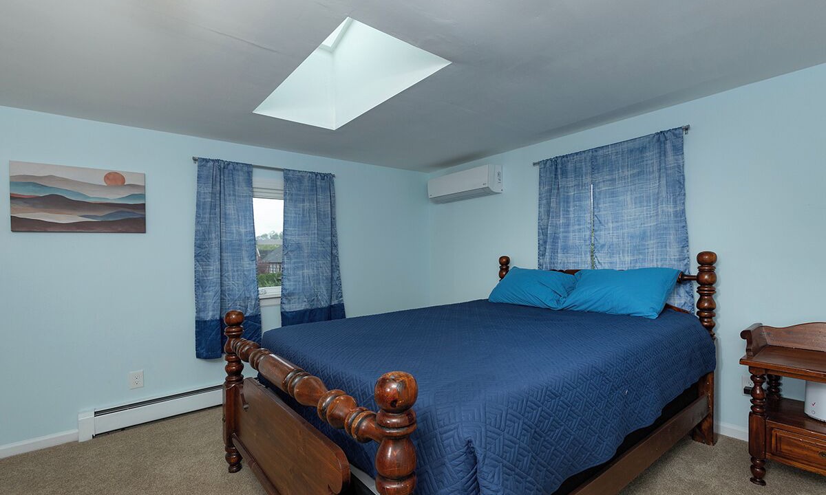 Photo of Bedroom in Wormleysburg