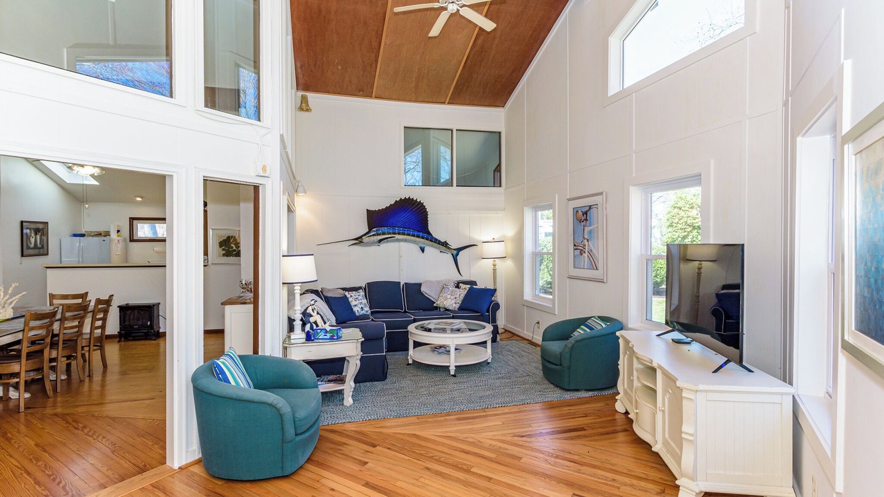 Photo of Livingroom in Keen-Wik On the Bay