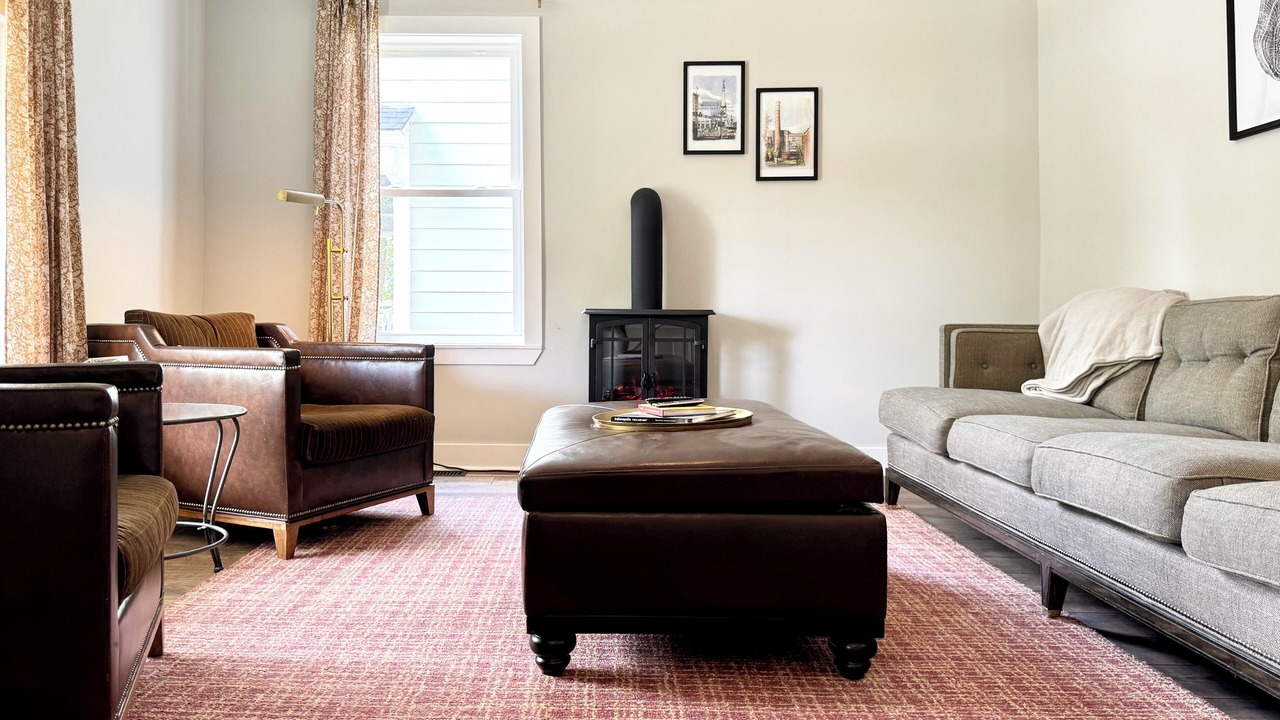 Photo of Livingroom in Near Northside