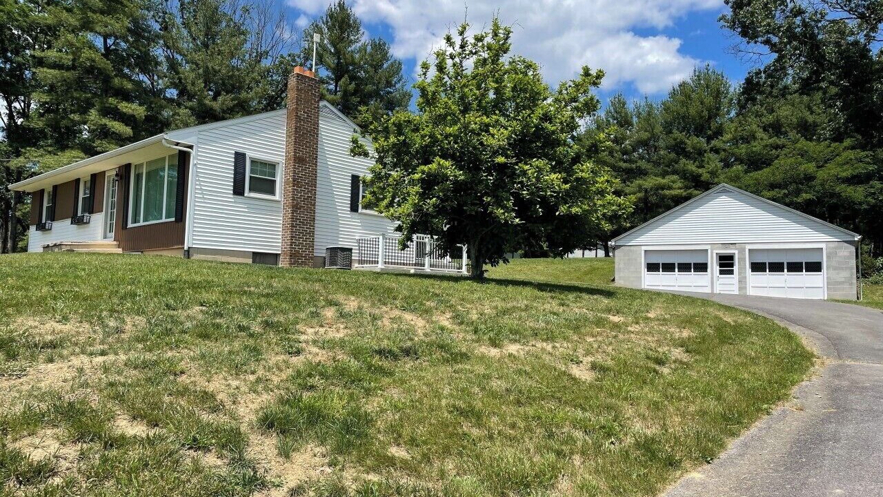 Photo of Outdoor in Green Spring