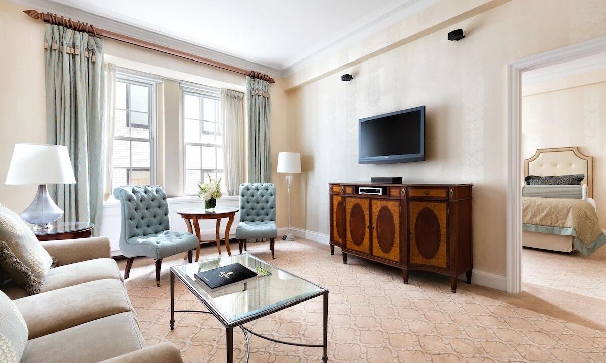 Photo of Livingroom in Central Park South