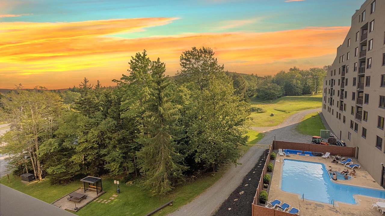 Photo of Outdoor in Snowshoe