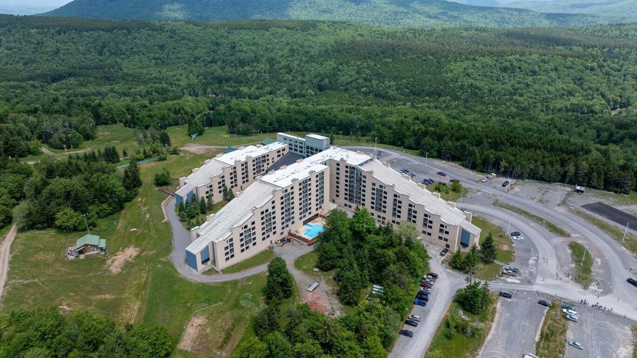 Photo of Others in Snowshoe