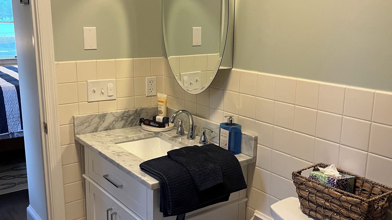 Photo of Bathroom in Unionville