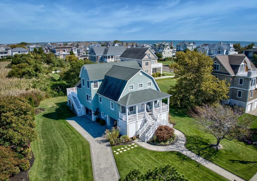 Photo of Outdoor in Admiral Estates