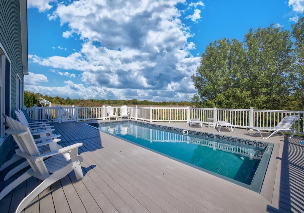 Photo of Outdoor in Admiral Estates