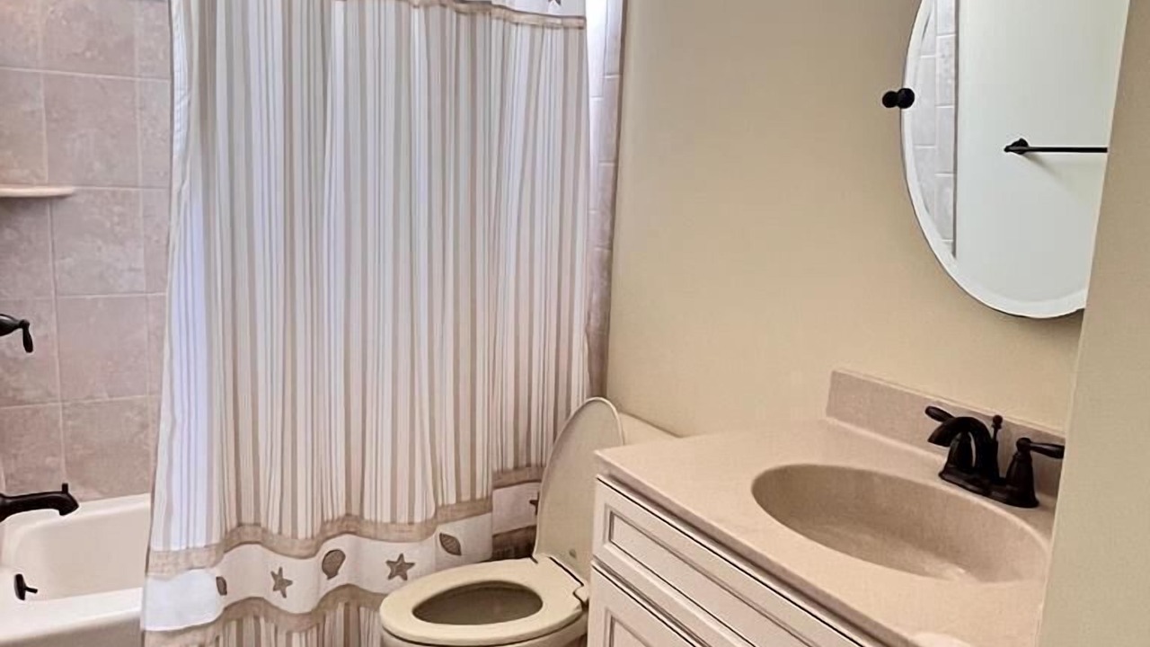 Photo of Bathroom in Townsend's Inlet