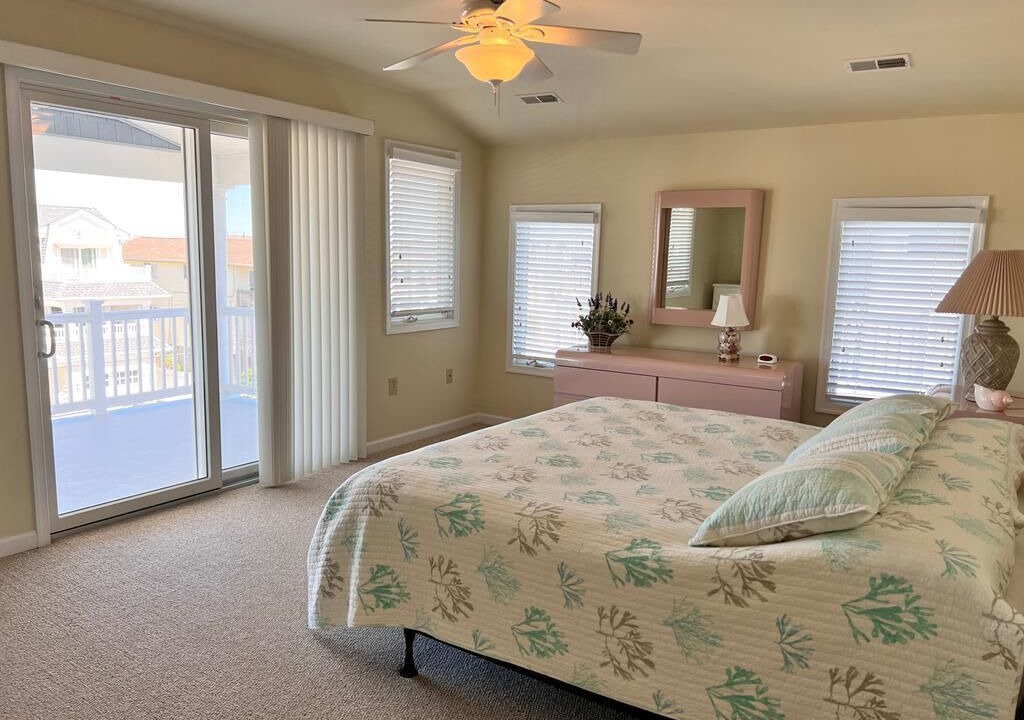 Photo of Bedroom in Townsend's Inlet