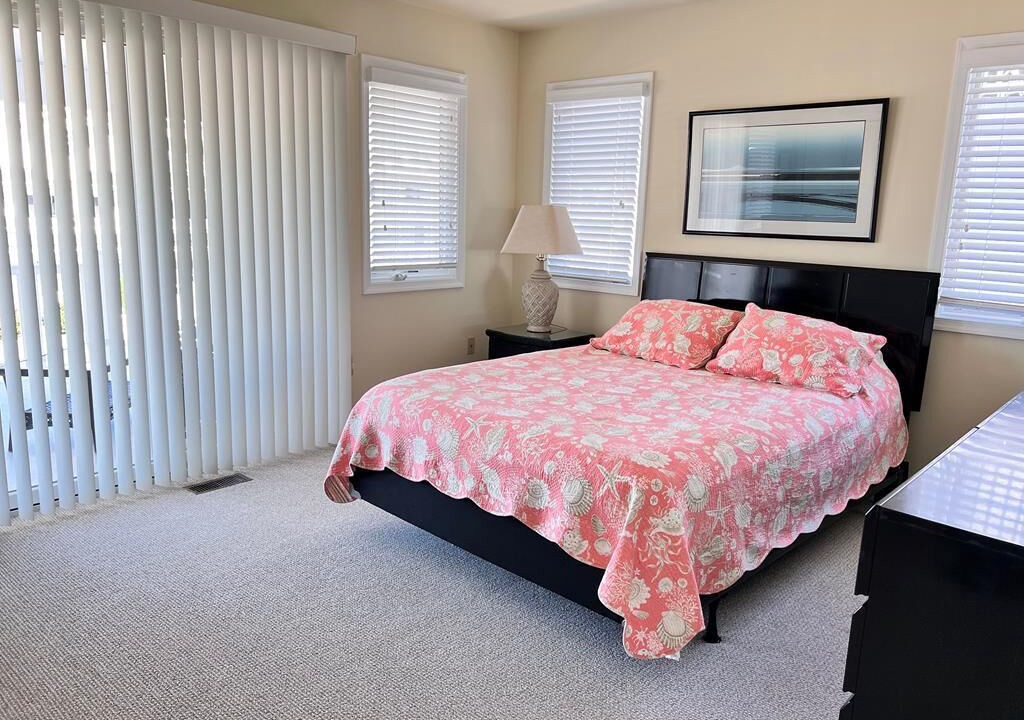Photo of Bedroom in Townsend's Inlet