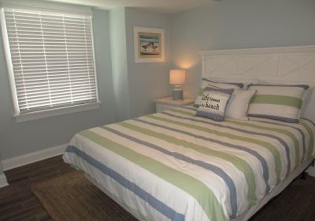 Photo of Bedroom in Townsend's Inlet