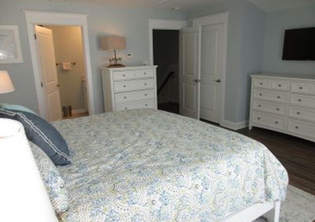 Photo of Bedroom in Townsend's Inlet