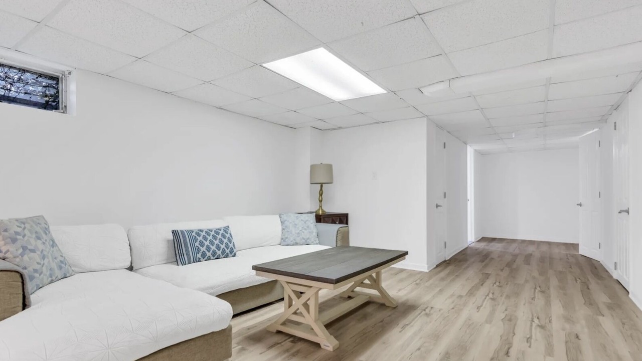 Photo of Livingroom in Long Branch