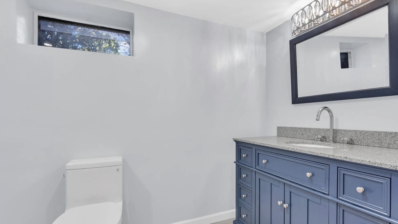 Photo of Bathroom in Long Branch
