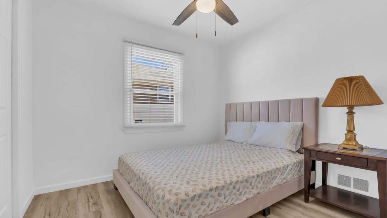 Photo of Bedroom in Long Branch