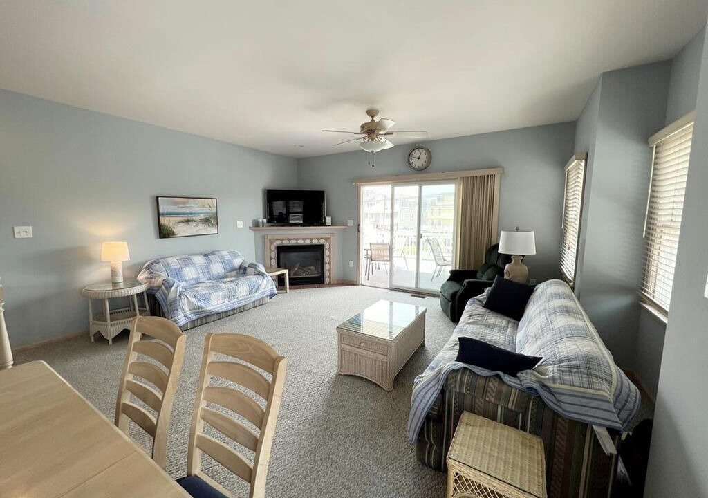 Photo of Livingroom in Townsend's Inlet