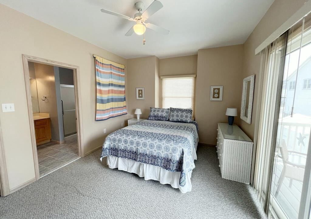 Photo of Bedroom in Townsend's Inlet