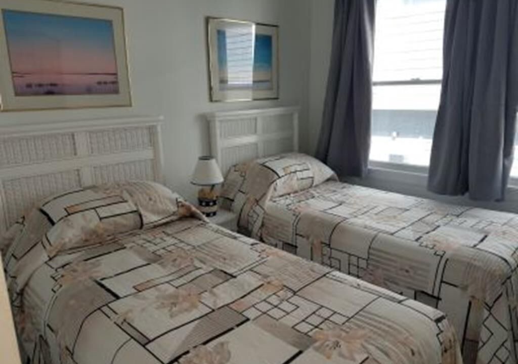 Photo of Bedroom in Townsend's Inlet