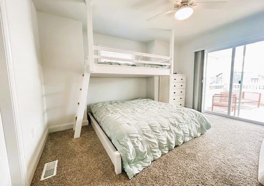 Photo of Bedroom in Sea Isle City