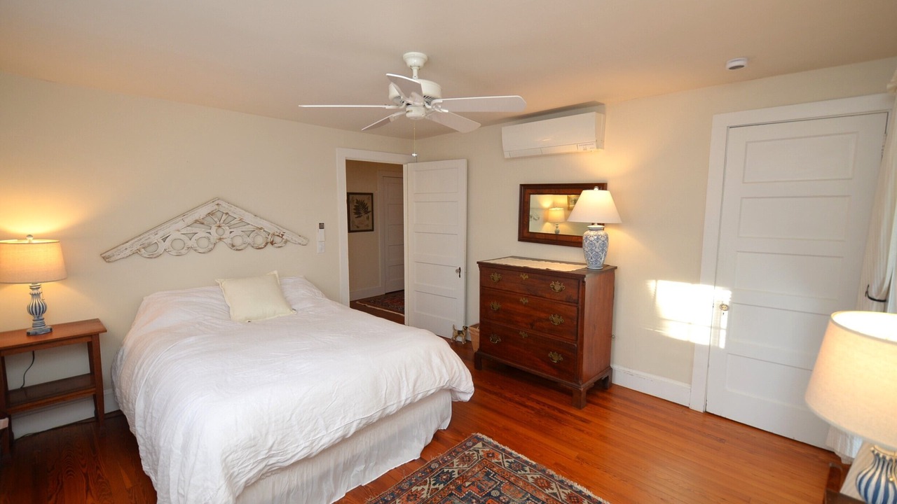 Photo of Bedroom in The Pines