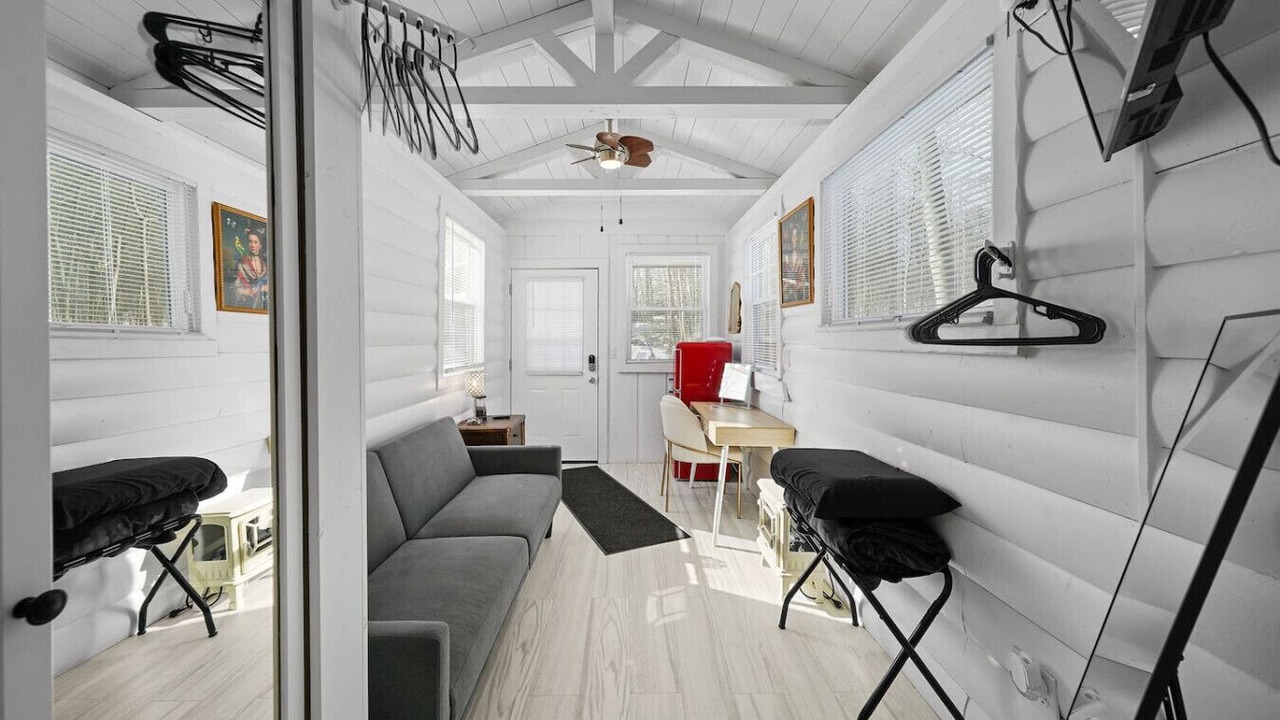 Photo of Livingroom in Streetsboro