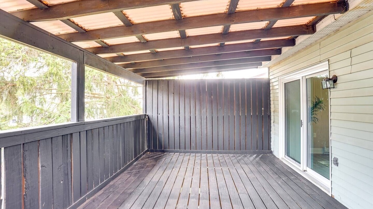 Photo of Patio Balcony in Valley Green
