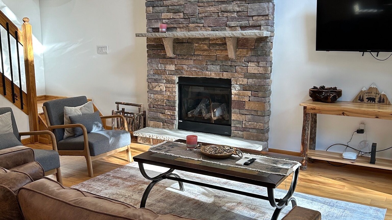 Photo of Livingroom in Albrightsville