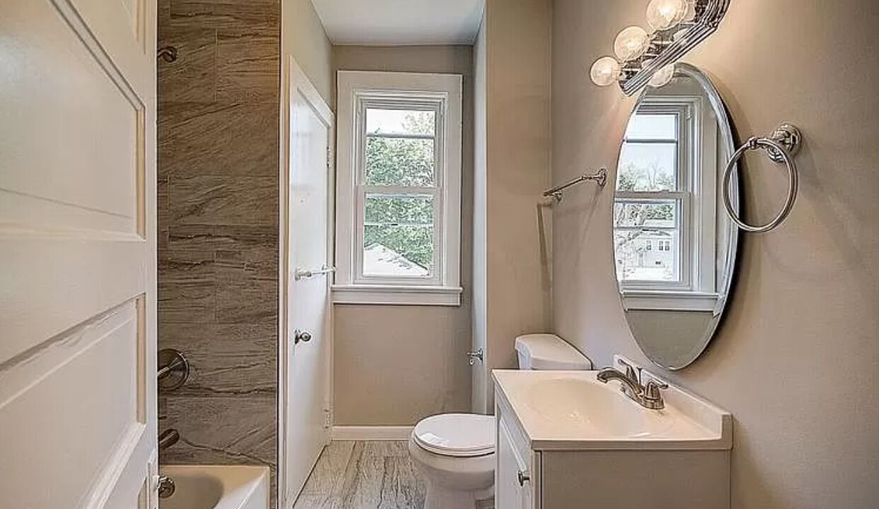 Photo of Bathroom in Washington