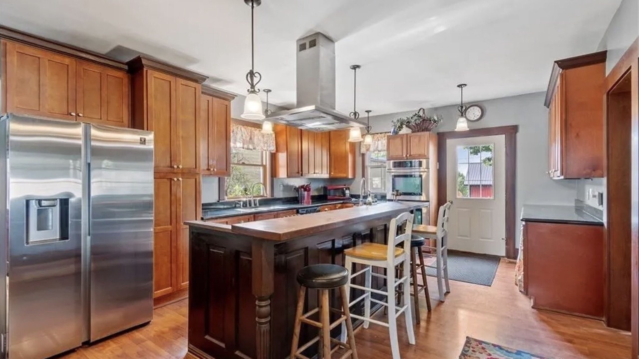 Photo of Kitchen in Winesburg