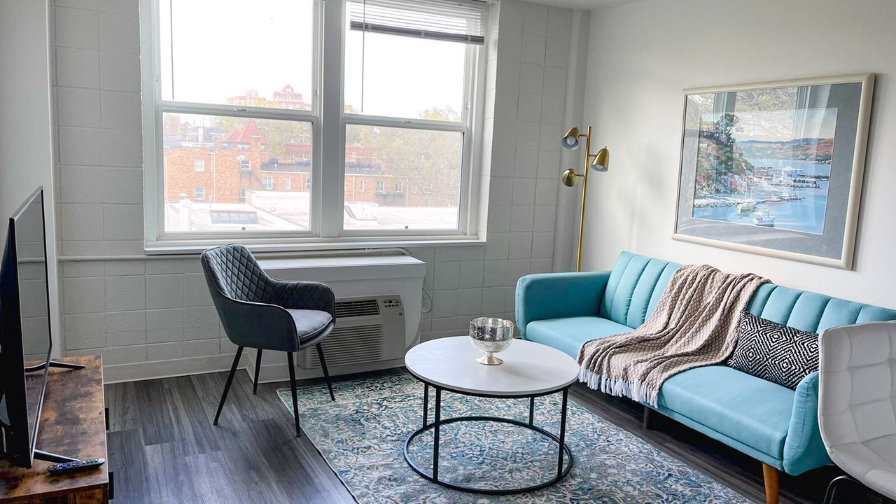 Photo of Livingroom in Corryville