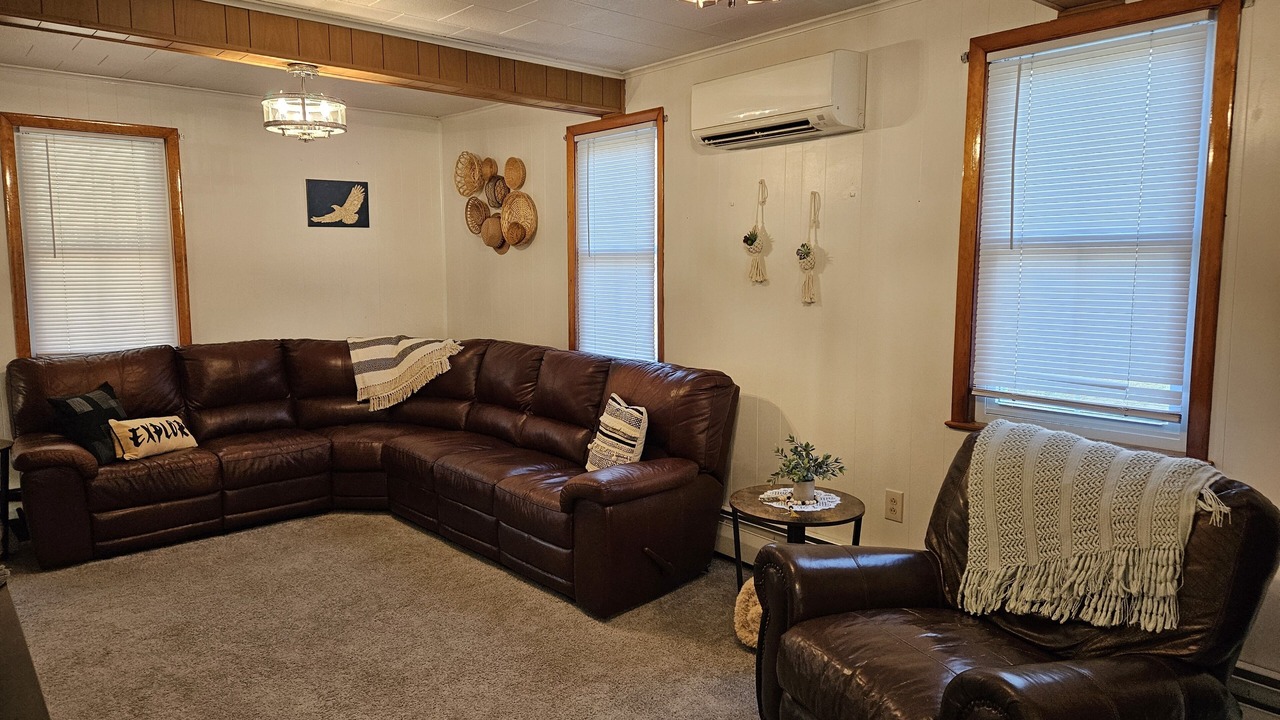 Photo of Livingroom in Catawissa