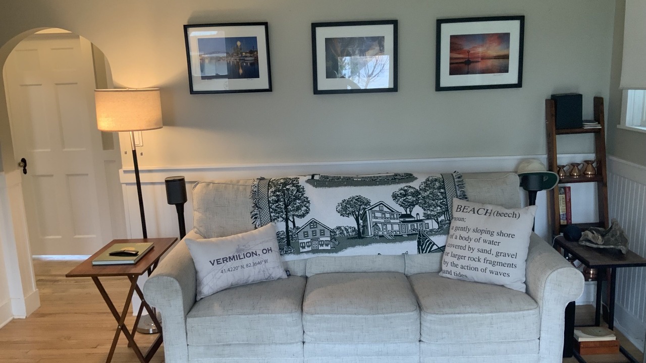 Photo of Livingroom in Vermilion