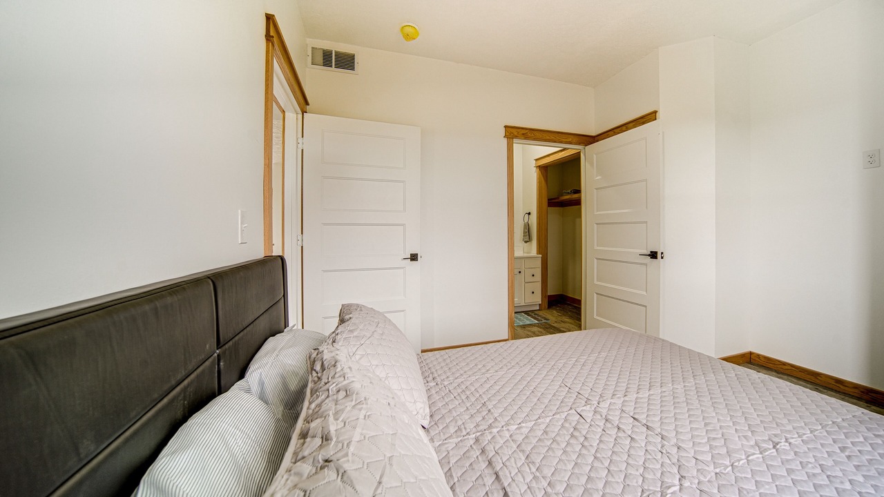 Photo of Bedroom in Erie
