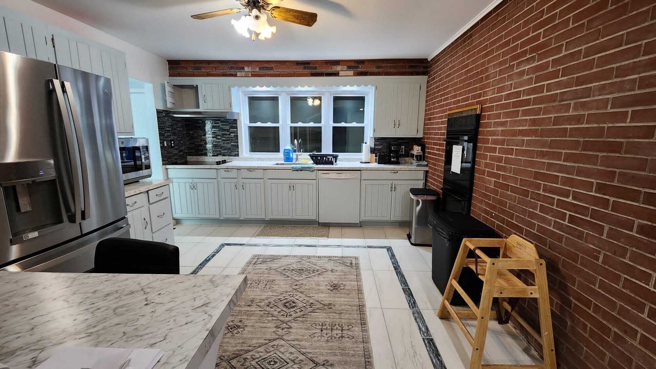 Photo of Kitchen in Middle Hope