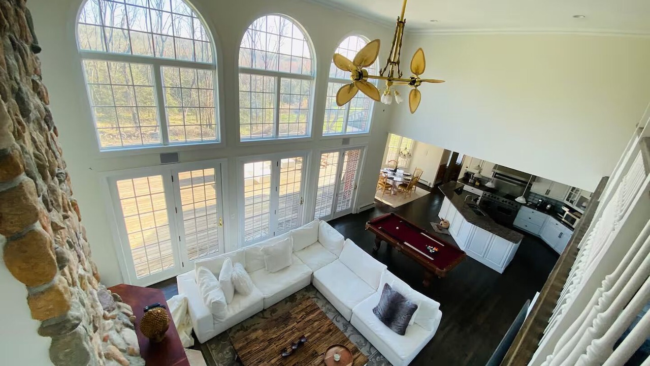 Photo of Livingroom in Sparta Township