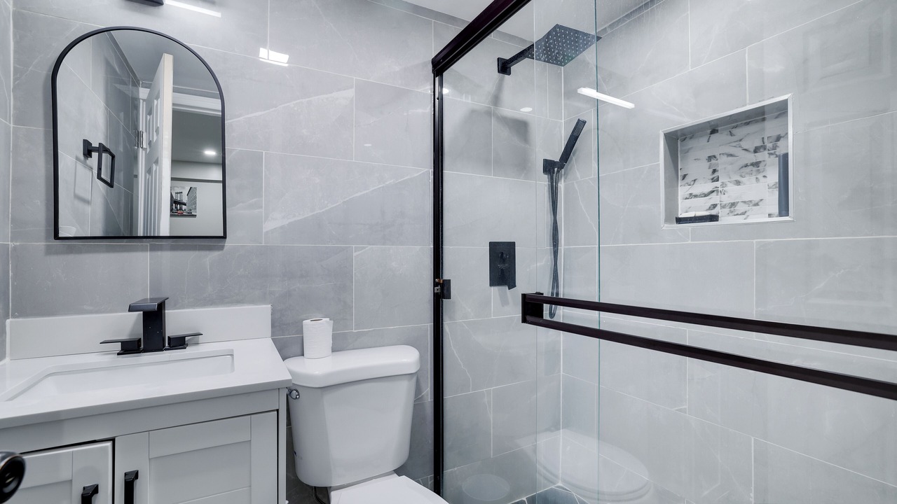 Photo of Bathroom in Weequahic