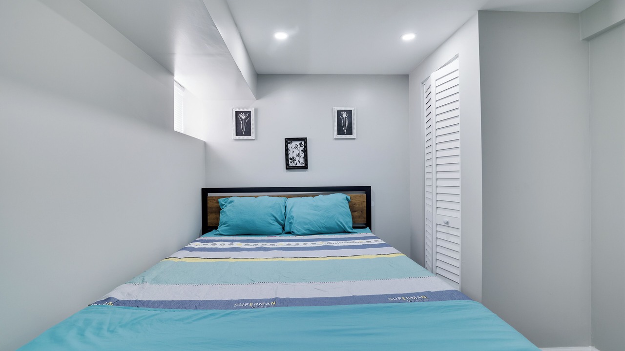 Photo of Bedroom in Weequahic