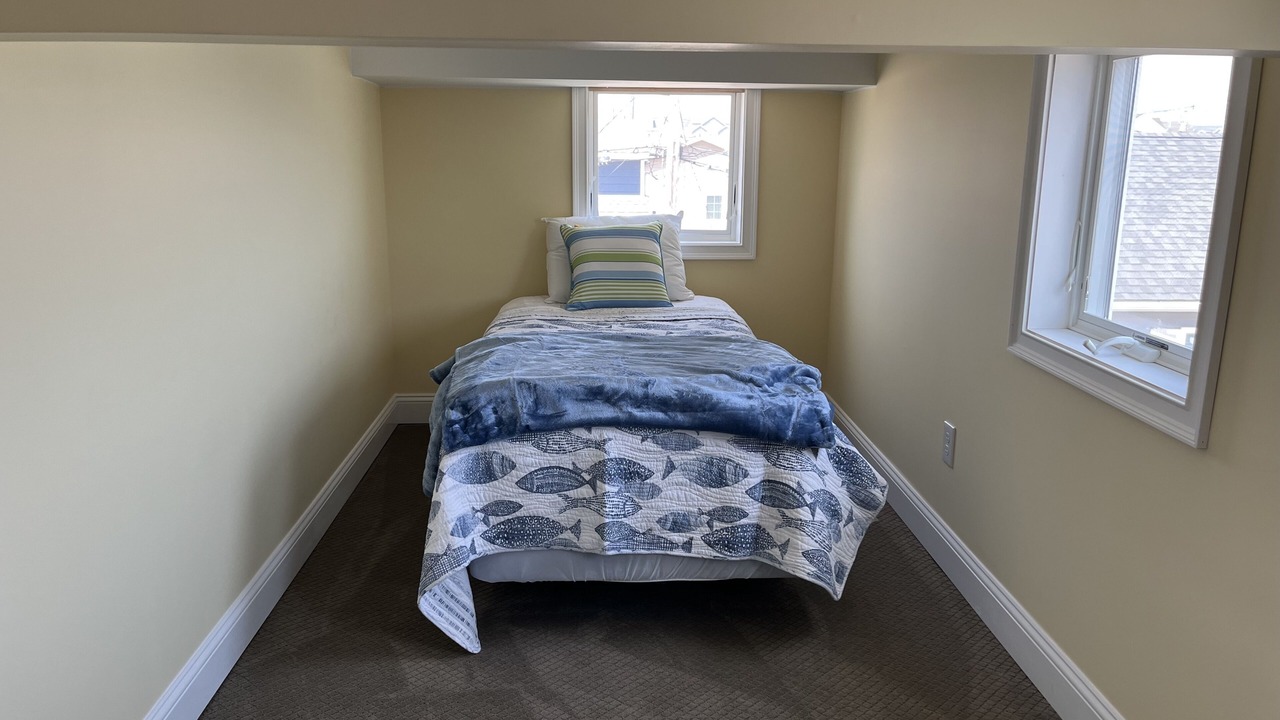 Photo of Bedroom in Dover Beaches North