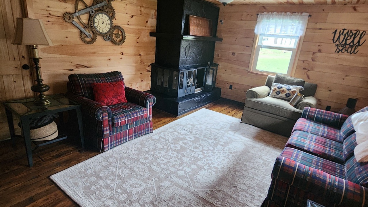 Photo of Livingroom in Grantsville