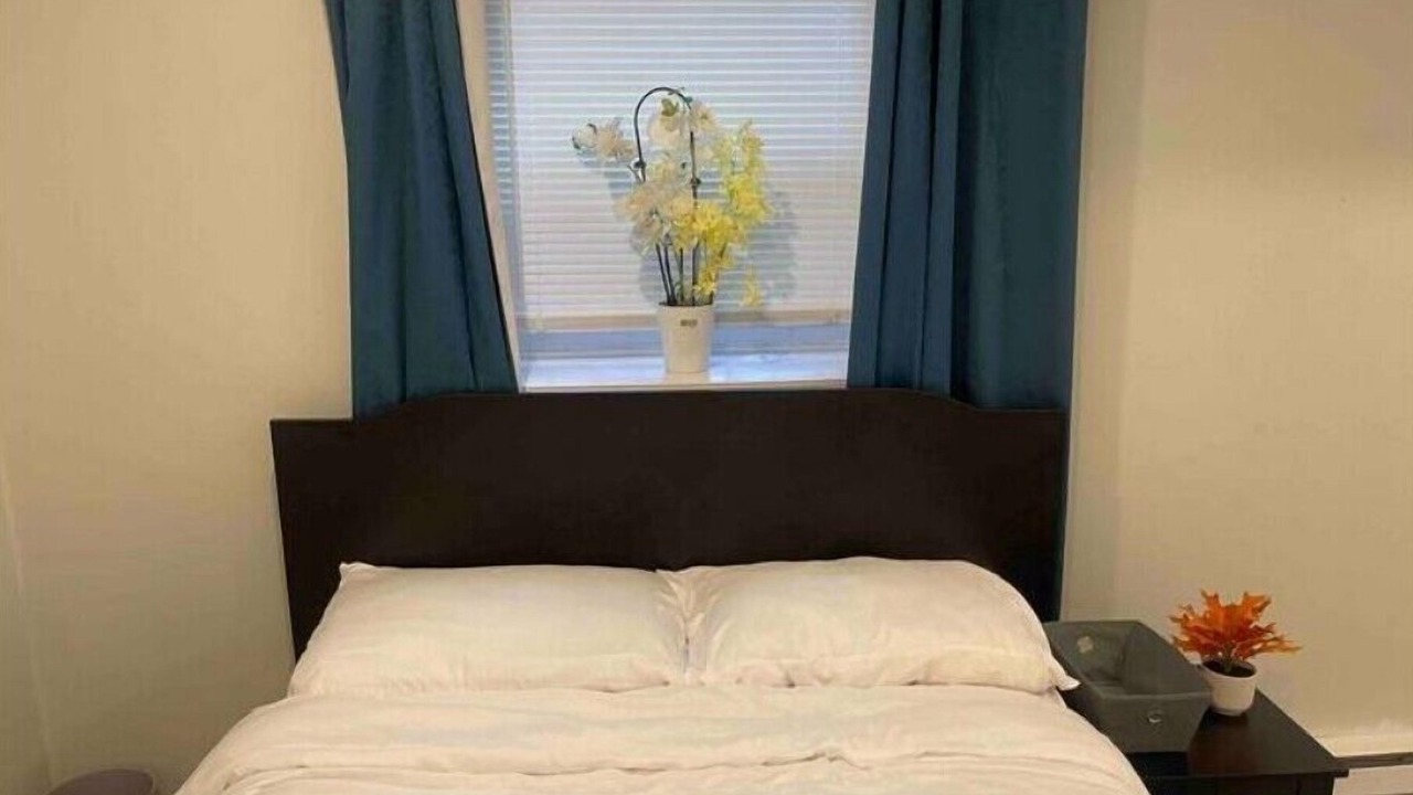 Photo of Bedroom in Newark