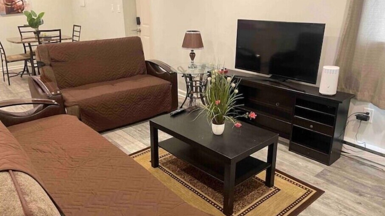 Photo of Livingroom in Newark