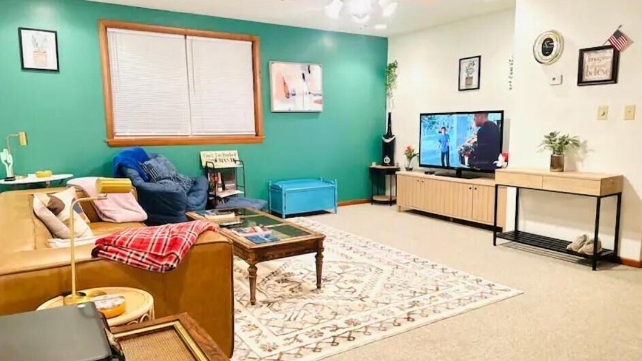 Photo of Livingroom in New Philadelphia